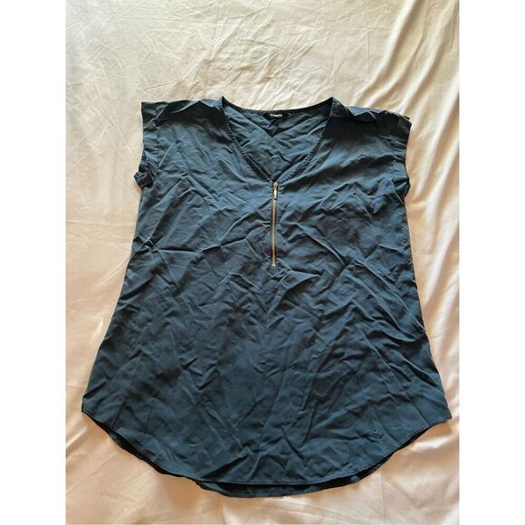 Express Blue Tank Top Woman’s Size Medium Does - Picture 1 of 7